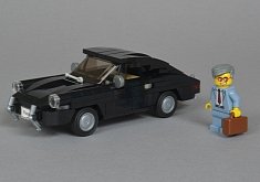 LEGO Artist Builds Incredibly Accurate Pocket-sized Porsche 911 Classic