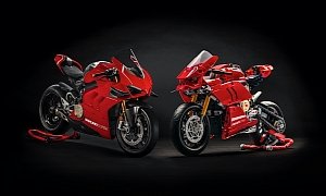 LEGO Ducati Panigale V4 R Comes with Working 2-Speed Gearbox