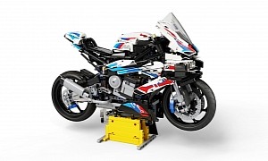 LEGO Technic Unleashes Extremely Detailed 1:5-Scale BMW M 1000 RR
