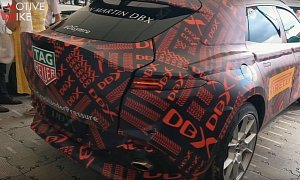 Let's Listen to the Aston Martin DBX SUV from Up Close