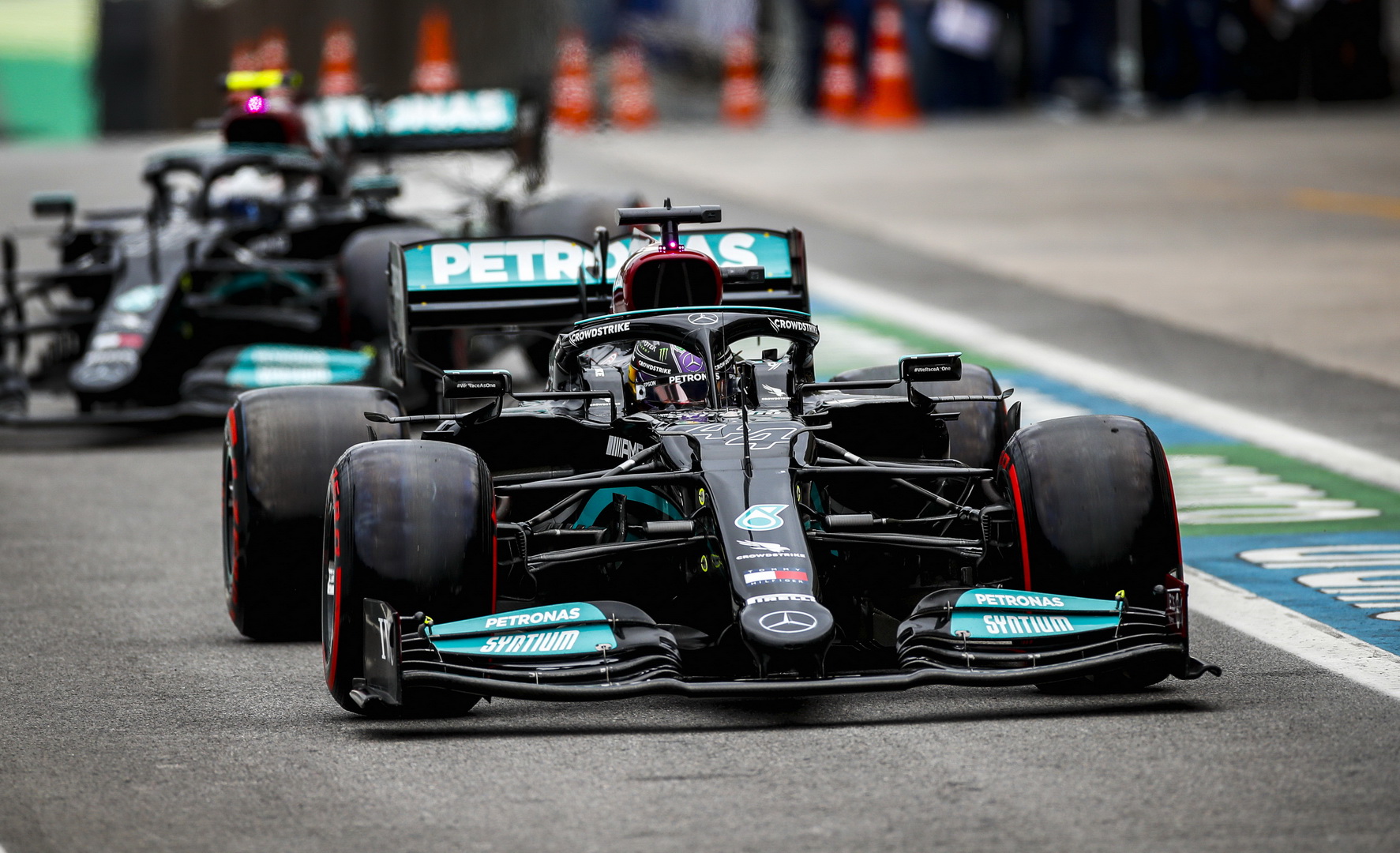 Lewis Hamilton Says His 2021 Mercedes Amg W12 F1 Car Is A “monster Diva