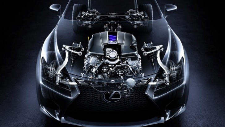 2014 Lexus RC F Engine