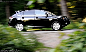 Lexus Considering Three-Row Crossover
