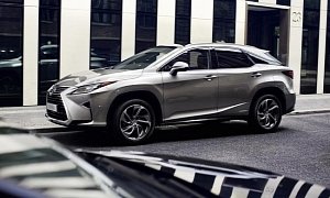 Lexus Drops Price Of RX 450h At The Expense Of Standard Equipment