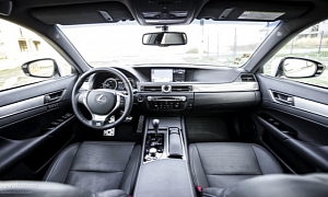 Lexus - First Automaker Offering Standard Rearview Cameras in Australia