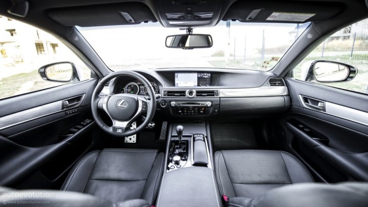 2014 Lexus GS interior