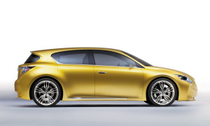 Lexus LF-CH Hatchback Concept Unveiled