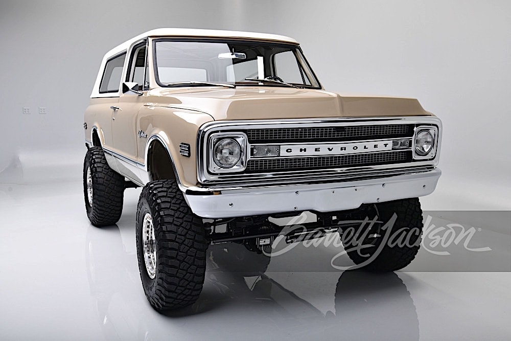 Hervir Requisitos soltero Lifted 1969 Chevy K5 Blazer Blends Toyota and Mercedes Paints, Looks  Perfect - autoevolution
