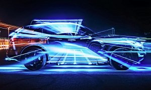 Light Painting With Three Infiniti QX70s Is A Must Watch Thing