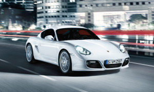 Lightweight Porsche Cayman Clubsport Goes on Sale in October