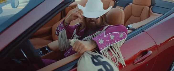 Billy Ray Cyrus in Maserati GranTurismo in "Old Town Road" music video
