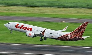 Lion Air Flight Crashes After Takeoff, All 189 Passengers Presumed Dead