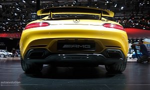 Listen to the Mercedes-AMG GT S Backfiring Like Hell: Exhaust Sound