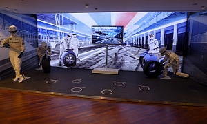 Live Photos of One of the Best BMW Galleries in the World: Lenbachplatz
