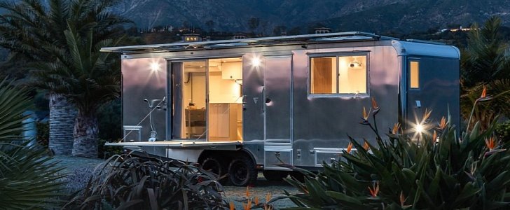 Living Vehicle 2020 is the luxury mobile home that strives for net-zero footprint