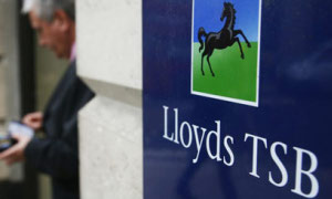 Lloyds Bank Buys Share in Manor/Virgin F1 Team