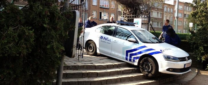 Belgian police car cock-up