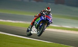 Lorenzo Leads Day 1 in Qatar, Vinales Is Right Behind Him