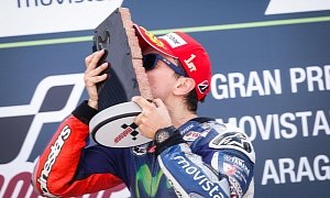 Lorenzo Wins at Aragon as Pedrosa and Rossi Fight an Epic Battle