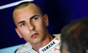 Lorenzo, Yamaha More Determined to Beat Rossi in 2011