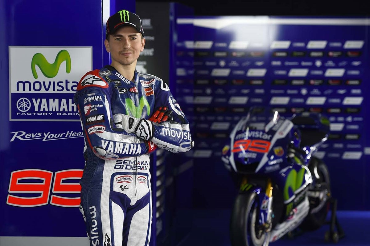 Lorenzo Yamaha Prefers Valentino Rossi And It S Normal He Sells Motorcycles Autoevolution