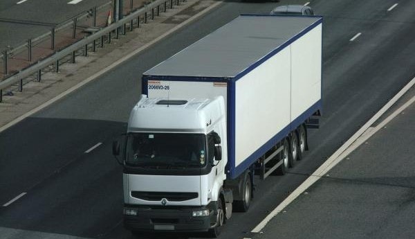 A lorry like this can kill you if the driver doesn't pay attention on the road...