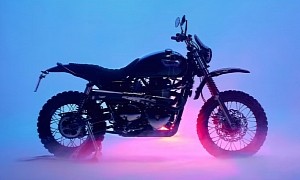 Los Caracas Is a Bespoke Triumph Scrambler Clad in Groovy Paint and Off-Roading Overalls
