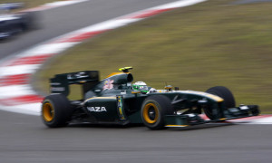 Lotus F1 Cars to Feature AirAsia Logos in Spain