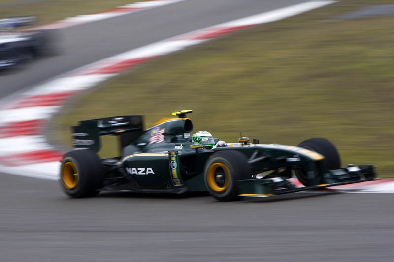 Lotus F1 Cars To Feature Airasia Logos In Spain Autoevolution