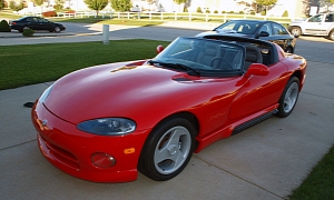 Low Mileage Dodge Viper RT/10 Shows Up on eBay