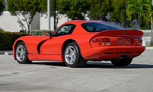 Lowest-Mile GTS Ever? At 64 Miles, This 1997 Dodge Viper Is Still Brand New and for Sale