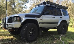 LS2 V8 Swapped Land Rover Discovery Conquers the Aussie Outback With Ease
