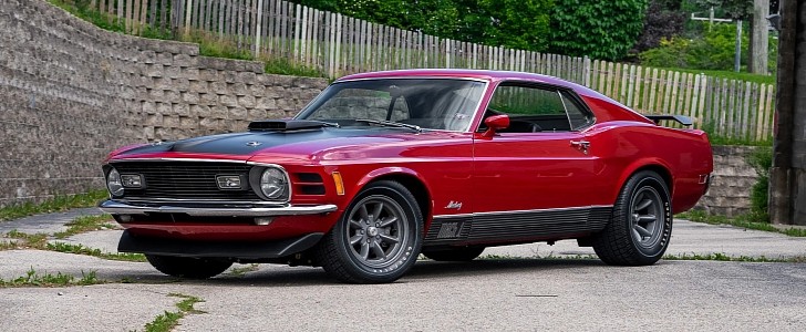 LS7 Swapped 1970 Mustang Mach 1 Makes Old and New Designs Work as One