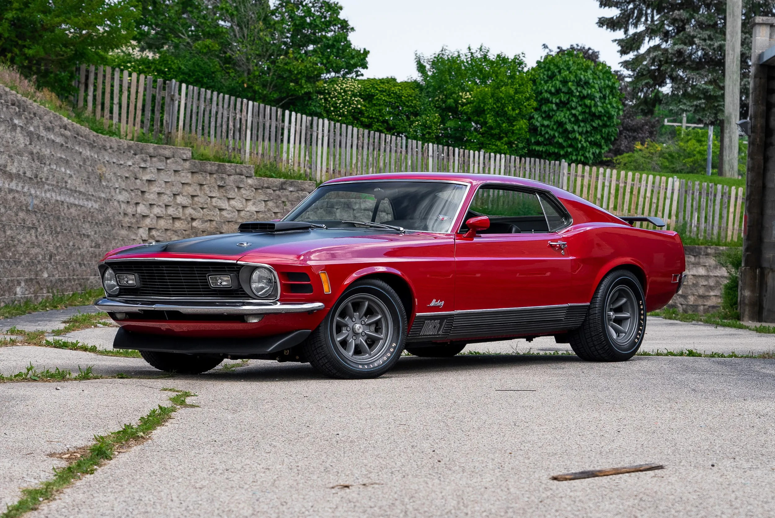 LS7 Swapped 1970 Mustang Mach 1 Makes Old and New Designs Work as One ...