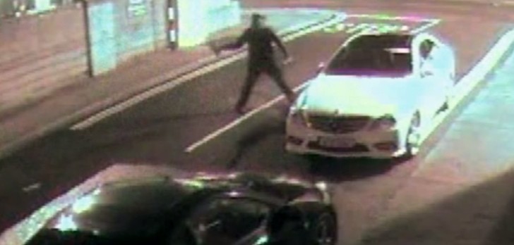 Ludicrous Thief Knocks Himself Out with a Brick While Trying to Steal a Mercedes-Benz E-Class