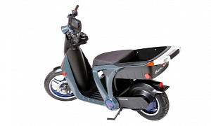 Mahindra Announces GenZE STS, an E-Scooter with Smartphone Integration