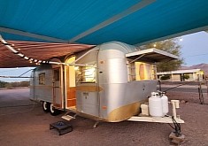Make a Move on This Classic 1971 Streamline Countess: It Could Be Yours for Around $10K