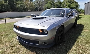 Man Buys Dodge Challenger for Cheap, Nobody Wanted It. It Might Be a Complete Disaster!