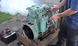 Man Buys Unused 72-Year-Old Rolls-Royce Crate Engine for Scrap Money, Gets It Running