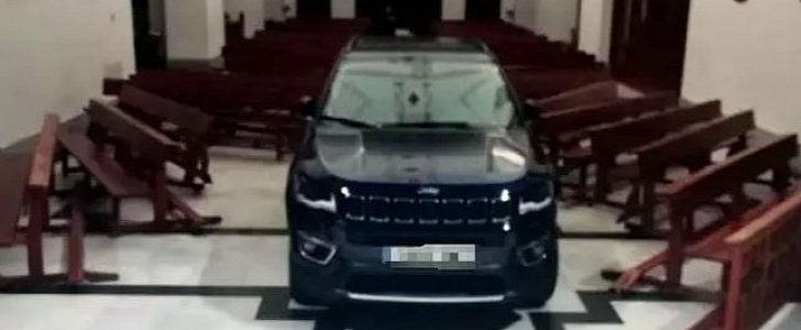 Man drives Jeep Compass through church doors, stops at the altar