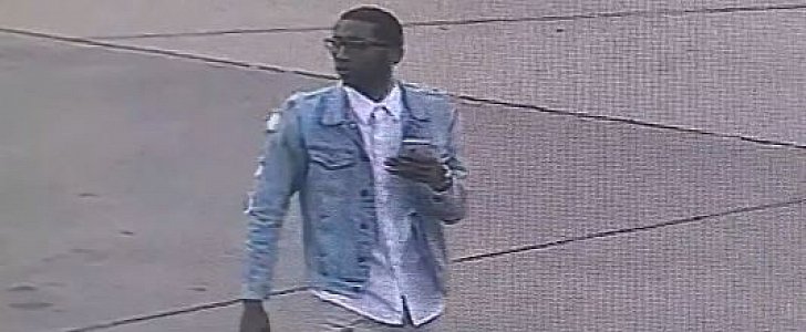 Man who pretended to be an interested buyer to steal a Lexus GS 350 in Houston