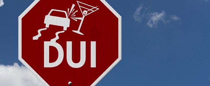 Man tries to get out of DUI charge by saying he only drank at stop signs, not whilst driving