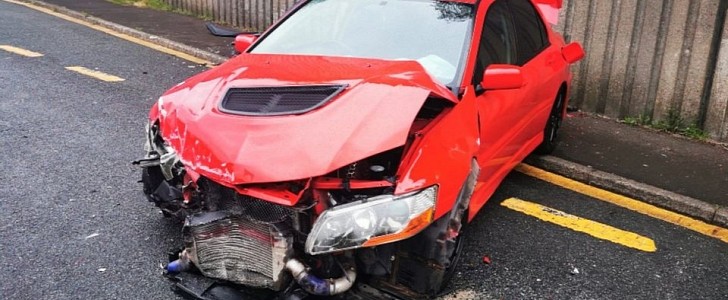 2006 Mitsubishi Evo IX in impeccable condition, totaled one day into ownership