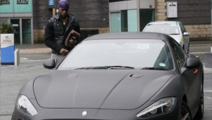 Mario Balotelli's matte black Maserati