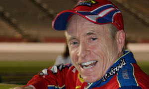 Mark Martin Wins Thrilling Race at Chicagoland, 4th Win of the Season