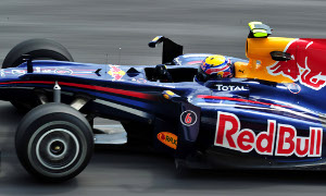 Mark Webber Takes Pole in Chaotic Malaysia Qualifying