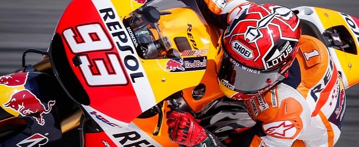 Marc Marquez leads in FP1 at Silverstone, 2015