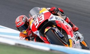 Marquez Leads the First Day at Phillip Island, Thirteen Riders Within Nine Tenths