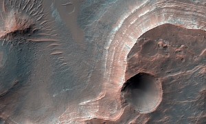 Martian Cross Crater Has the Looks of a Giant Alien Sculpture