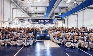 Maserati Ghibli No. 100,000 Rolls Off Assembly Lines in Italy